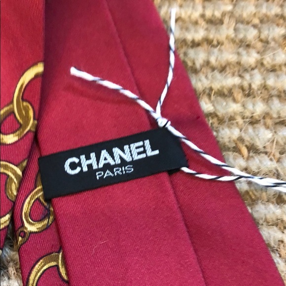 VINTAGE CHANEL TIE - Picture 4 of 5